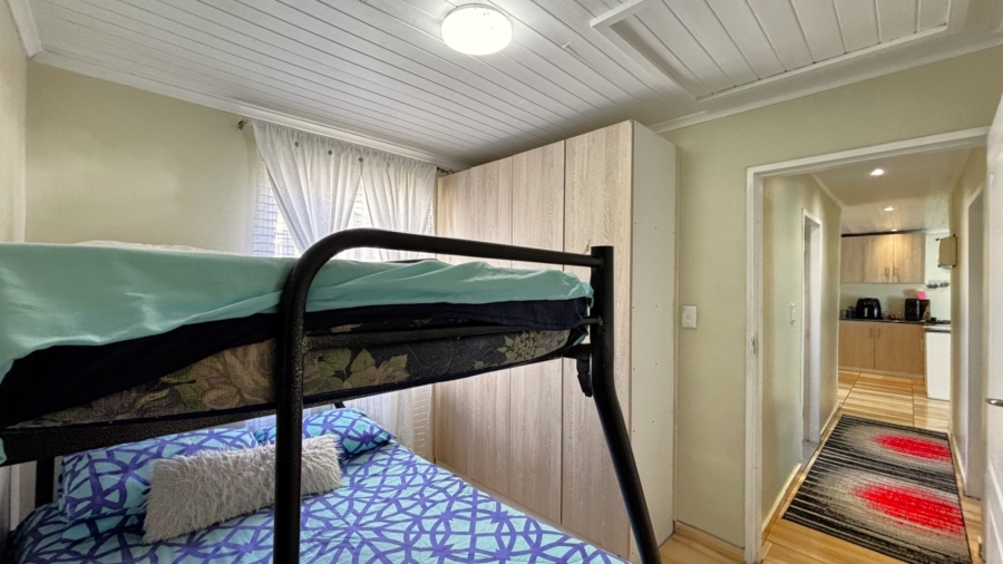 3 Bedroom Property for Sale in Hanover Park Western Cape